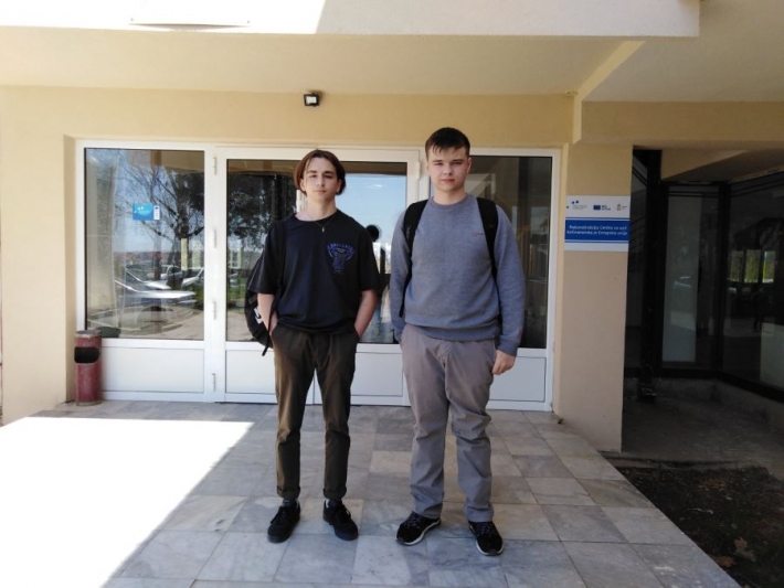 Dvojica dečaka ukrajinskih izbeglica kreniula u srednju školu u Vranju