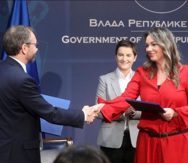 U Vladi potpisan Ugovor o dodeli 36 miliona evra za upravljanje migracijama u Srbiji