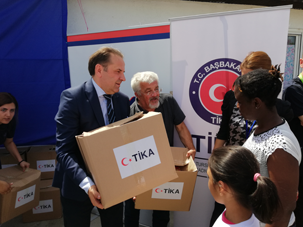 Ramadan food packages for migrants in Krnjaca