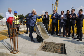 Постављен камен темељац за изградњу 20 станова за избеглице у Убу