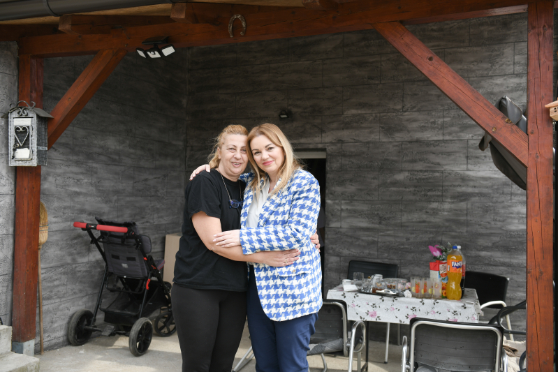 Комесарка посетила интерно расељену породицу Ђоковић у Бајиној Башти – наставак подршке избеглицама и интерно расељеним лицима