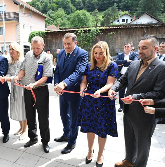 Комесарка Станисављевић присуствовала свечаном уручења кључева за 134 породице расељених лица у Републици Српској