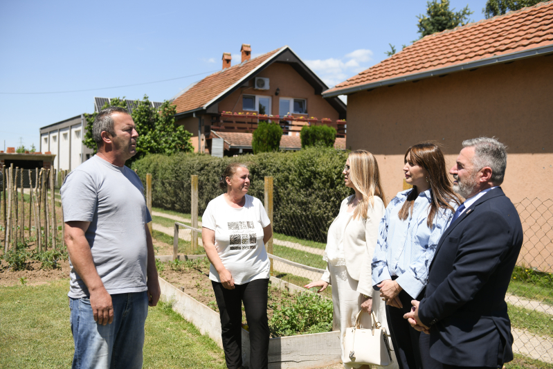 Нови дом за једну избегличку породицу и наставак подршке избеглицама и интерно расељеним лицима у Нишу