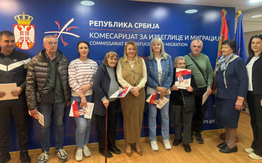 Решено стамбено питање за 10 породица избеглица у Београду